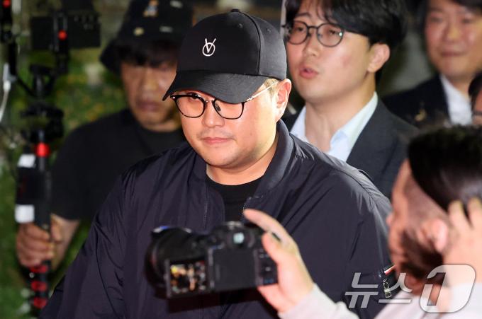 [사진] 경찰 조사 마친 김호중