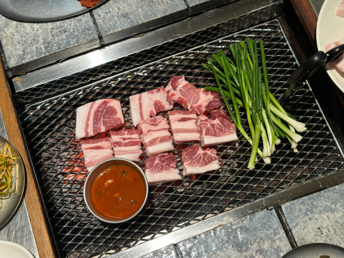 산청숯불가든의 돼지고기. /사진=다이어리알