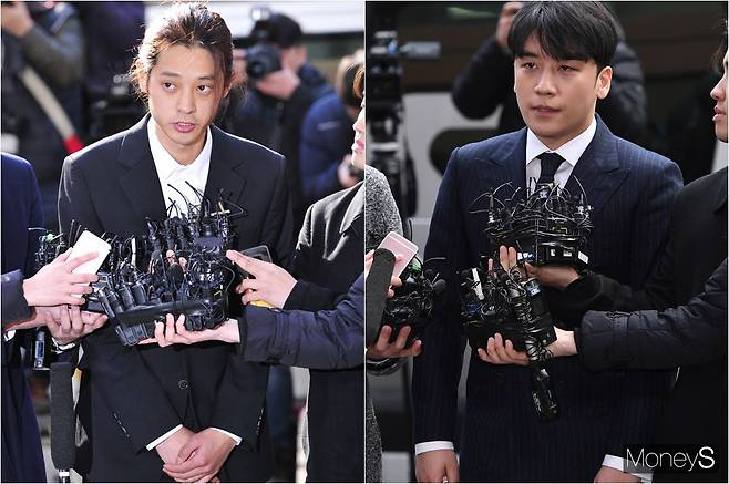 '버닝썬 게이트' 주요 인물 그룹 빅뱅 출신 승리와 가수 정준영의 근황이 화제를 모으고 있다. 사진은 지난 2019년 3월 서울 종로구 서울지방경찰청에 각각 출석한 성관계 장면을 몰래 촬영해 유포한 혐의를 받는 가수 정준영과 성접대 알선한 혐의로 승리. /사진=장동규 기자