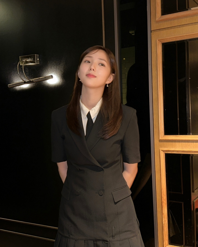 사진=채수빈 인스타그램