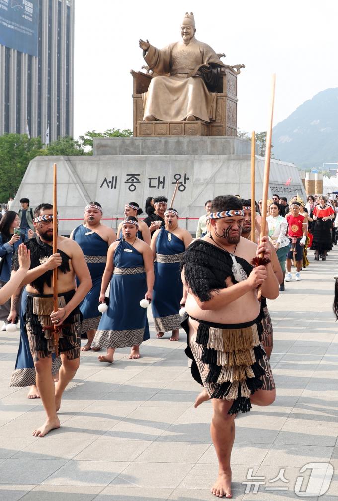 [사진] 세계 문화 경험하는 광화문광장