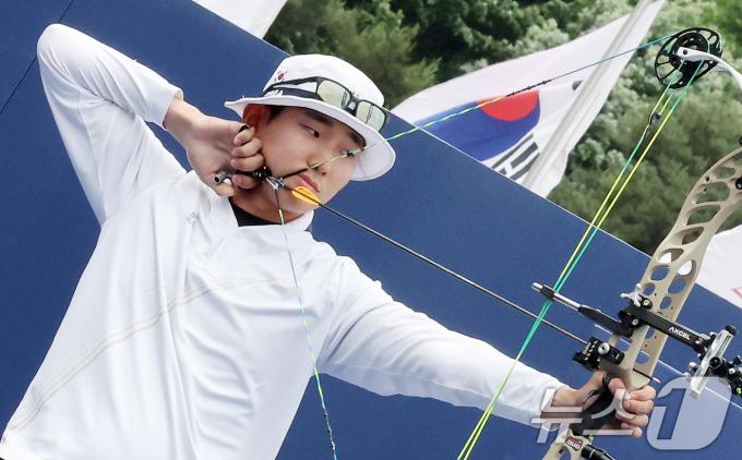 [사진] '동메달 조준'
