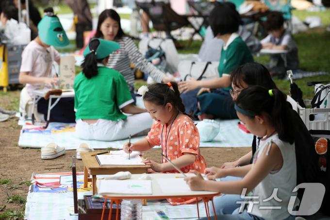 [사진] 제42회 롯데 어린이 환경 미술대회