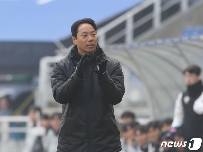 염기훈 수원 삼성 감독이 성적 부진으로 자진사퇴했다.  2024.3.3/뉴스1 ⓒ News1 김영운 기자