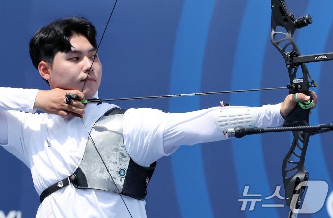[사진] 이우석의 집중