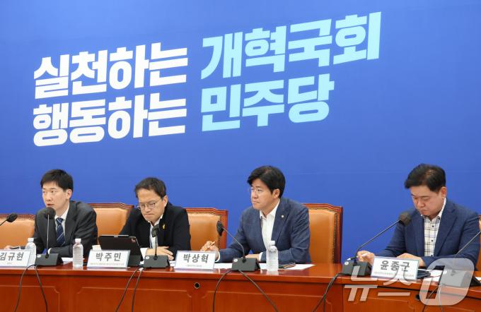 [사진] 민주당, 해병대원 특검법 거부권 및 재의결 관련 기자간담회