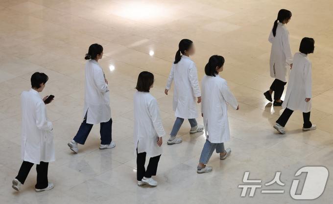 [사진] 의사들 “일주일 휴진해도 정부 꿈쩍 안할것” 휴진 철회