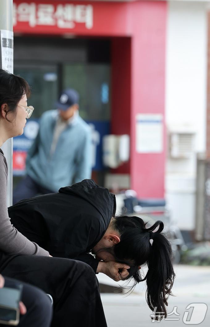 [사진] '끝이 안 보이는 의정갈등에 지쳐가는 환자들'