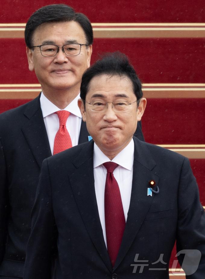 [사진] 기시다 후미오 일본 총리 '한국 도착'