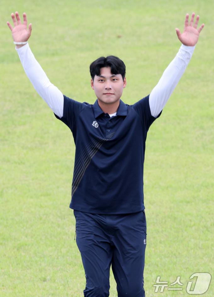 [사진] 파리 올림픽 준비 마친 이우석