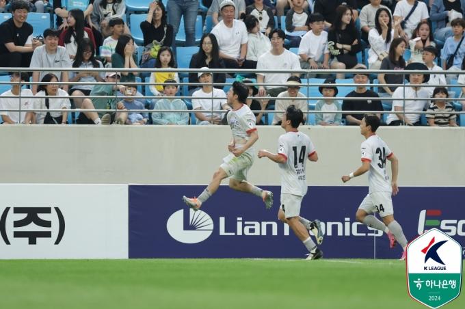 강원FC의 황문기. (한국프로축구연맹 제공)