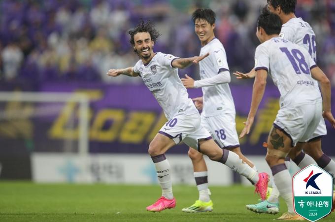 K리그2 전남 드래곤즈가 5경기 연속 무패의 상승세를 이어갔다. (한국프로축구연맹 제공)