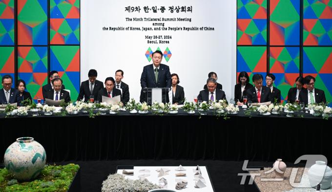 [사진] 만찬사하는 윤석열 대통령