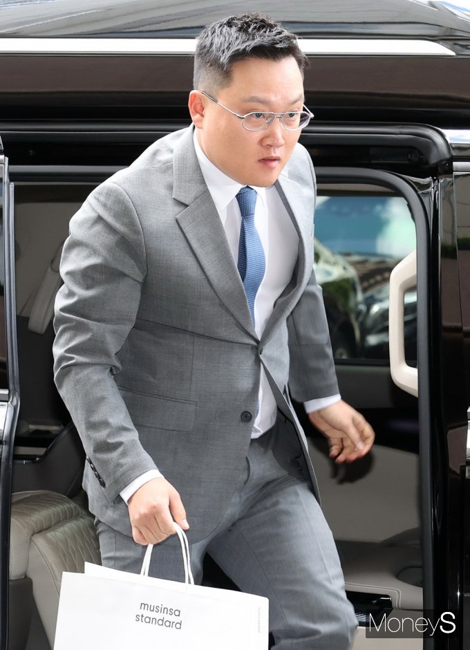 [머니S포토] 무함마드 대통령 韓 재계 회동 참석한 무신사 조만호