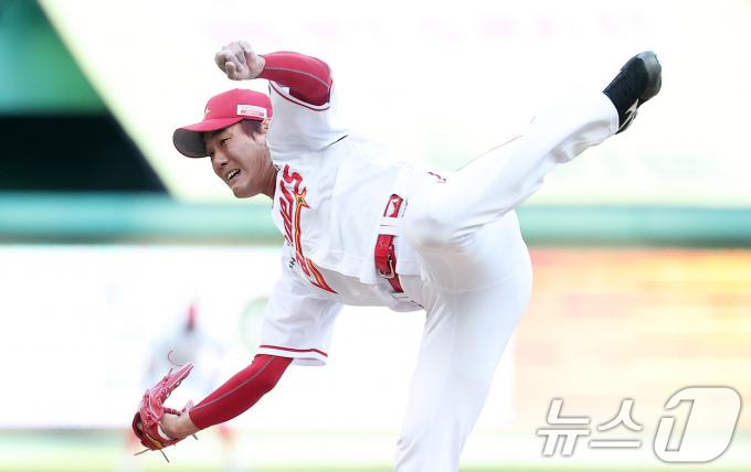 [사진] 역투 펼치는 김광현