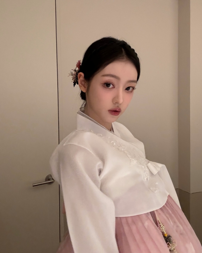 사진=유아 인스타그램