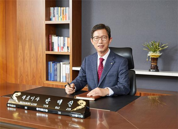 윤해진 농협생명 대표가 올해 신사업을 본격화 한다./사진=농협생명 