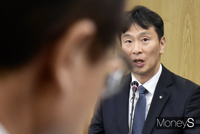 [머니S픽] 보험업계 만난 이복현 