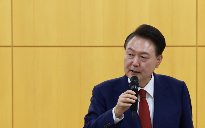 윤석열 대통령의 5월 5주차 직무수행 긍정평가 21%, 부정평가 70%로 집계됐다. 사진은 윤 대통령이 지난 30일 충남 천안 재능교육연수원에서 열린 제22대 국민의힘 국회의원 워크숍에서 인사말하는 모습. /사진=뉴시스(대통령실통신사진기자단)  