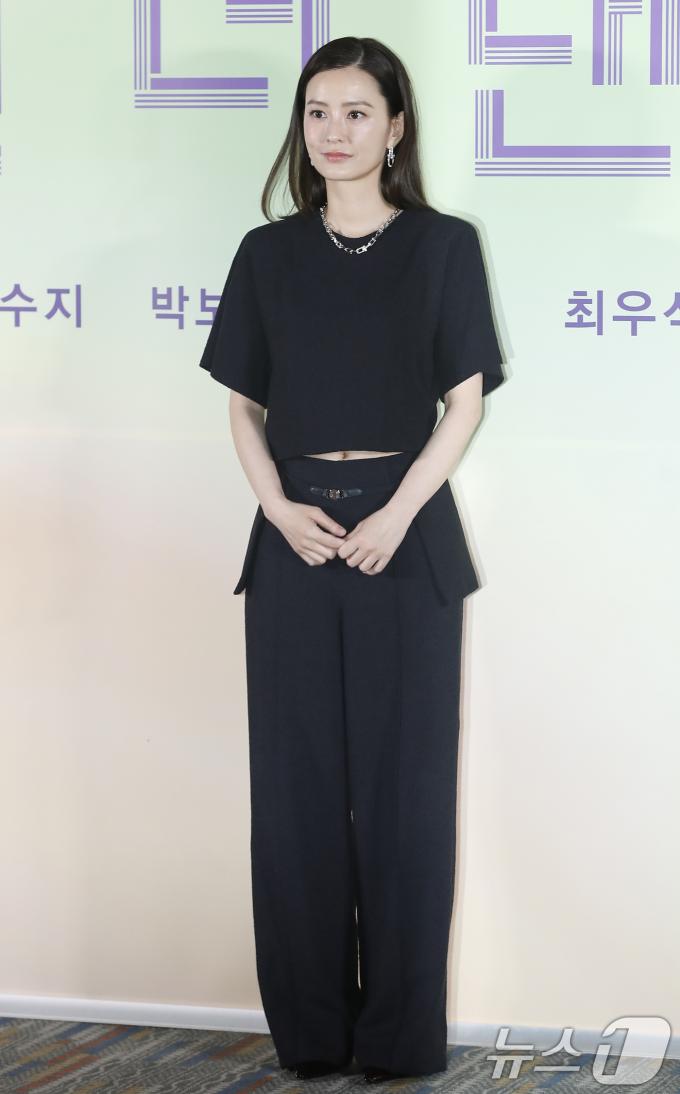 [사진] 정유미, 세련된 도시여자