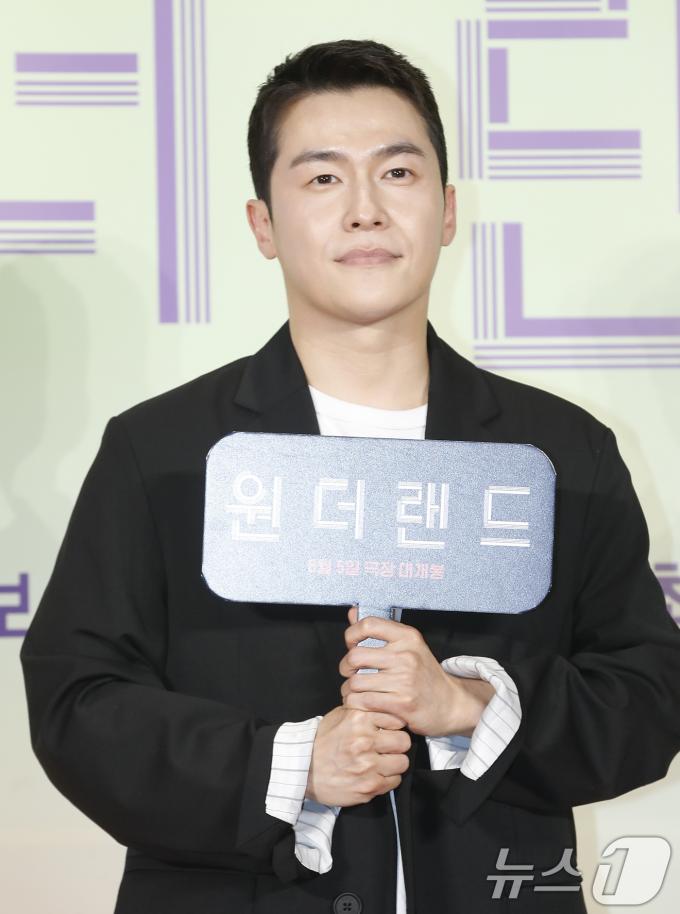 [사진] 이재원, 원더랜드 보러 왔어요