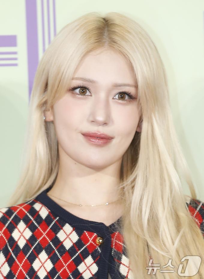 [사진] 전소미, 금발의 바비