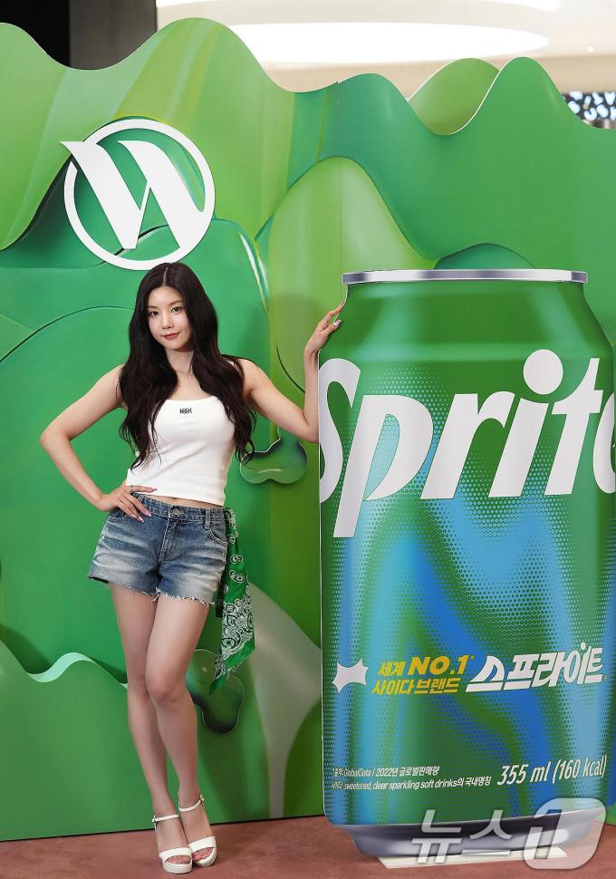 [사진] 권은비, 시원한 워터밤 여신
