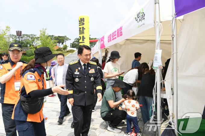 [사진] 소방안전문화 대축제 참석한 남화영 소방청장