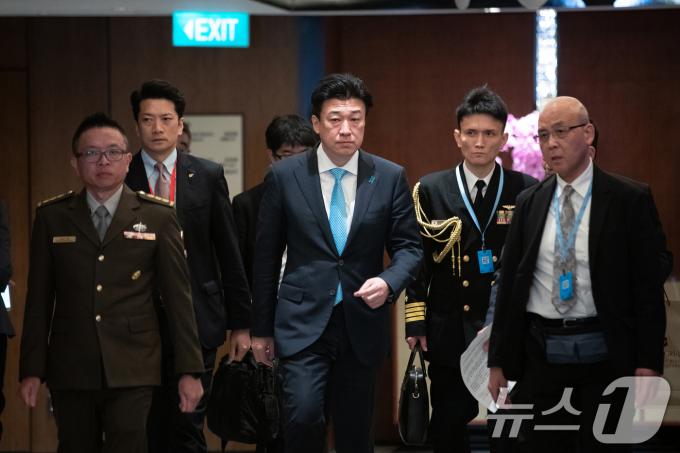 기하라 미노루 일본 방위상이 1일 싱가포르 샹그릴라 호텔에서 열린 아시아안보회의(샹그릴라 대화) 계기 한일 국방장관 회담에 참석하고 있다. 2024.6.1/뉴스1 ⓒ News1 이승배 기자