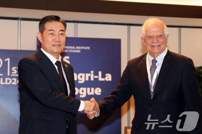 [사진] 아시아 안보회의 한-EU 양자회담