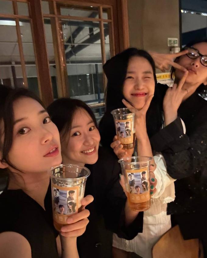 수지, 조현아, 장희령, 나나(조현아 SNS)