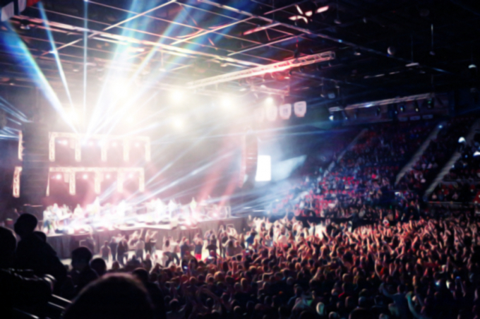 금융권에서 잇따라 팬들을 겨냥한 보험상품을 롯데손해보험이 팬들을 겨냥한 이색보험인 '덕밍아웃상해보험'을 출시했다. 출시 이후 2주 동안 1300여건의 설계 문의가 접수됐다. /사진=이미지투데이