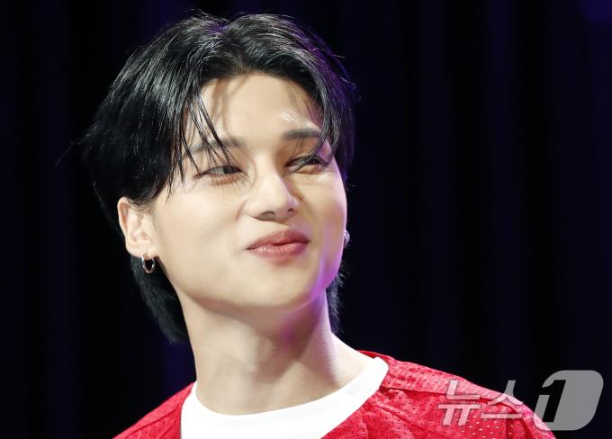 [사진] 에이티즈 우영, 초여름 햇살 같은 미소