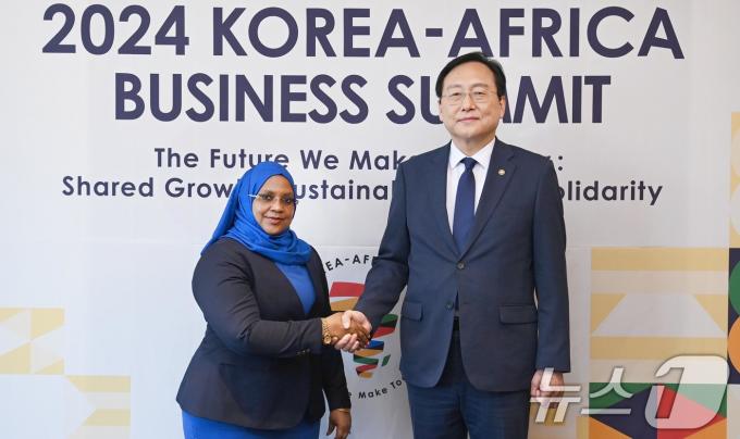 [사진] 정인교 통상교섭본부장, 한-탄자니아 경제동반자협정(EPA) 추진 가속화 추진