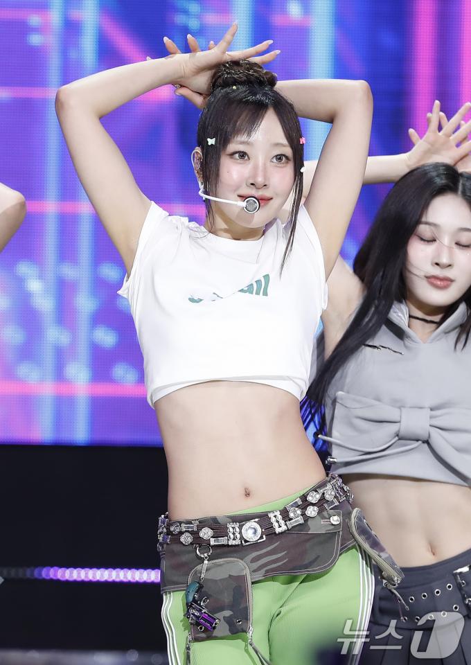 [사진] 이브, 사랑스러운 눈빛