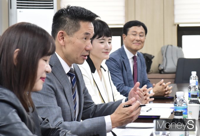 [머니S포토] 교육부·인텔코리아 MOU, 한스 촹 아·태 총괄의 인사말