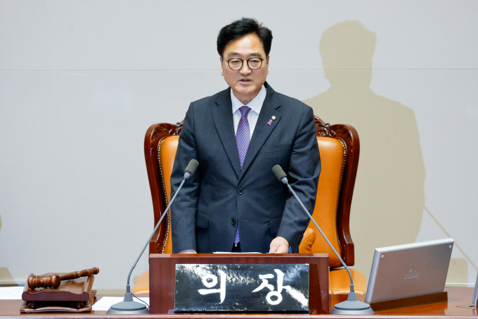 우원식 더불어민주당 의원이 5일 제22대 전반기 국회의장으로 선출됐다. 사진은 국회의장에 선출된 우 의원이 5일 서울 여의도 국회 본회의장에서 인사말을 하는 모습. /사진=뉴스1