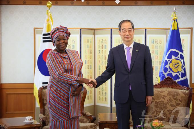 [사진] 한덕수 총리, 베냉 부통령 접견