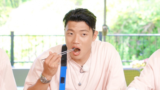 축구 국가대표 선수 황희찬이 SBS 런닝맨에 출연한다. /사진=SBS 런닝맨