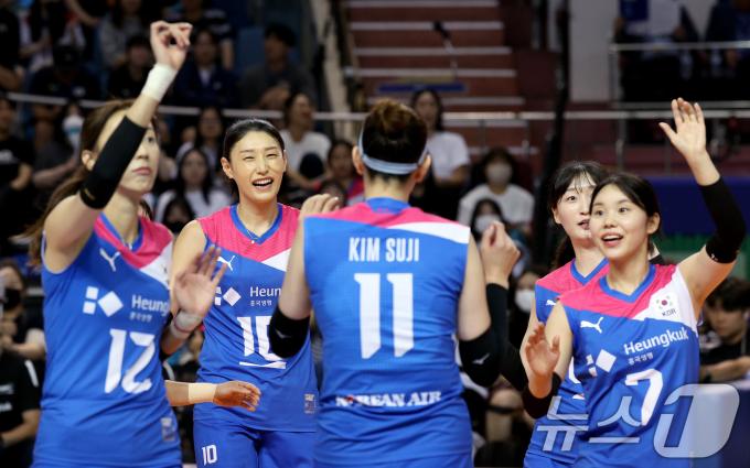 [사진] 활짝 웃는 김연경
