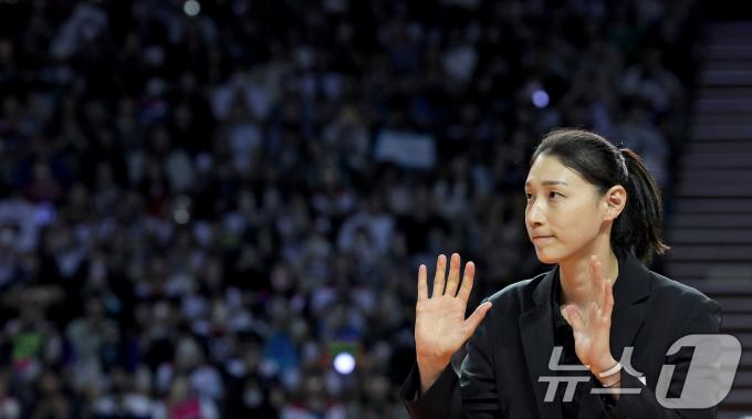 [사진] 국가대표 배구 코트 떠나는 김연경