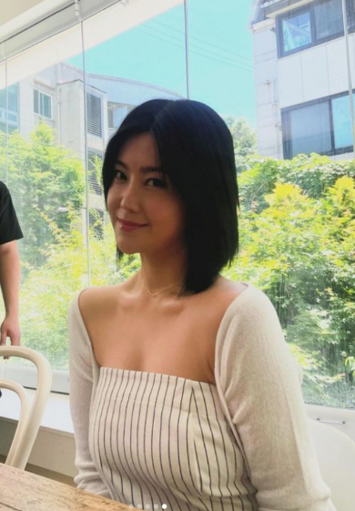 가수 겸 화가 솔비가 다이어트에 성공한 모습을 공개했다. /사진=솔비 인스타그램 캡처