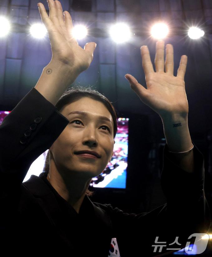 [사진] 국가대표 코트 떠나는 김연경