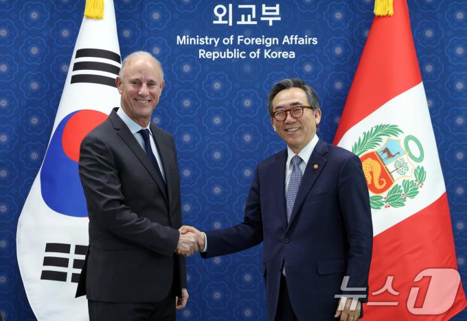 [사진] 한-페루 외교장관 회담
