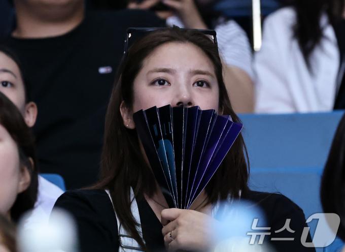 [사진] 김연경 경기 찾은 손담비