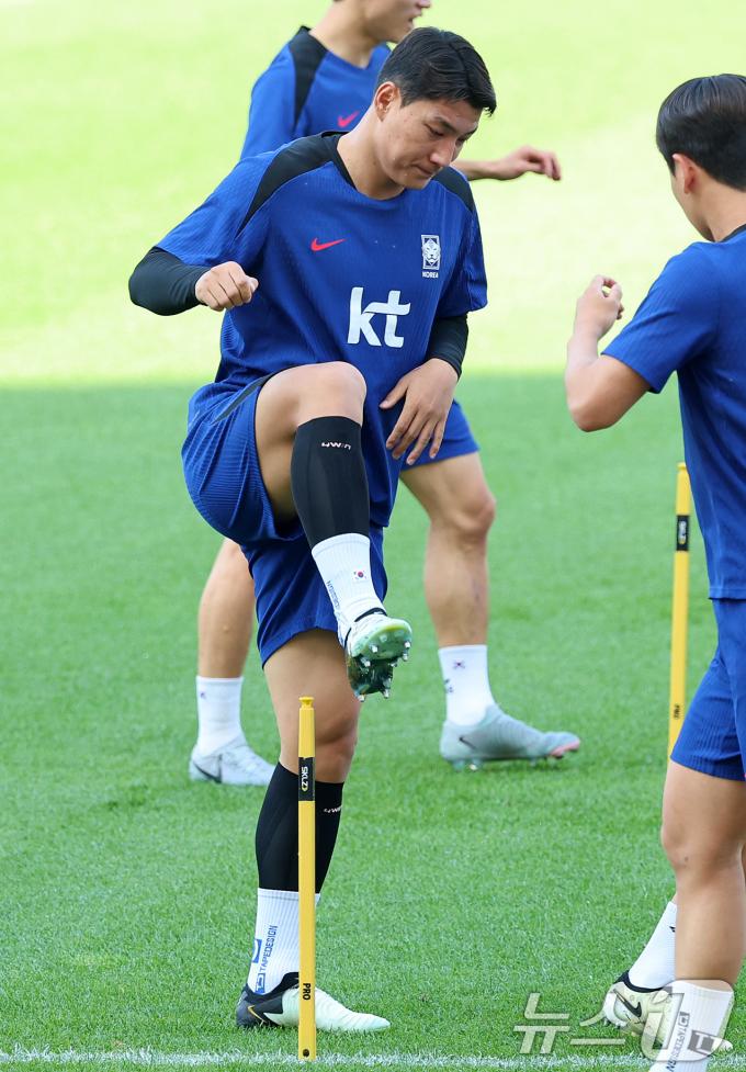 [사진] 주민규, 훈련에 집중