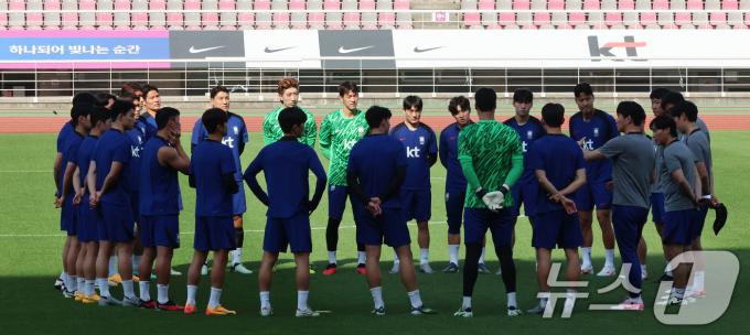 [사진] 중국전 이틀 앞두고 훈련하는 축구대표팀