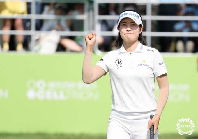 [사진] 박민지, KLPGA 첫 단일 대회 4연패…주먹 불끈