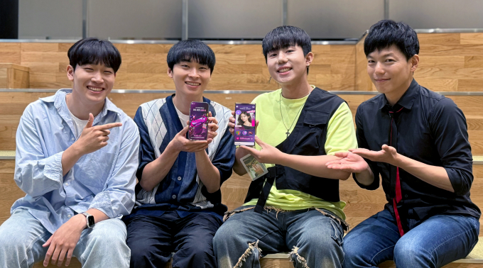 LG유플러스가 크리에이터 육성 프로그램 '부스터스' 3기를 모집한다. 사진은 '부스터스' 참여자들이 프로그램을 소개하는 모습. /사진=LG유플러스