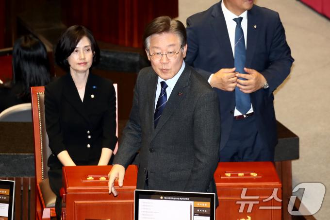 [사진] 투표 마친 이재명 대표